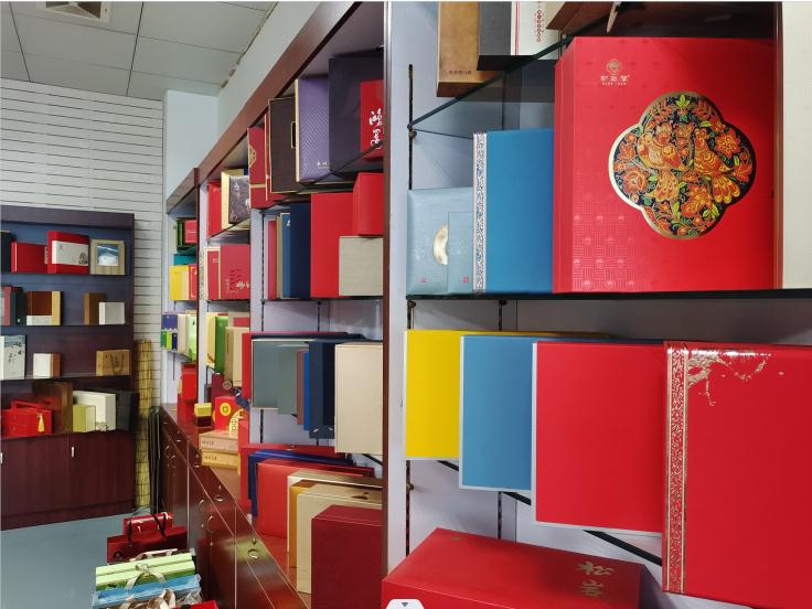 企業定制酒(jiǔ)的包裝如何選，我(wǒ)來教你